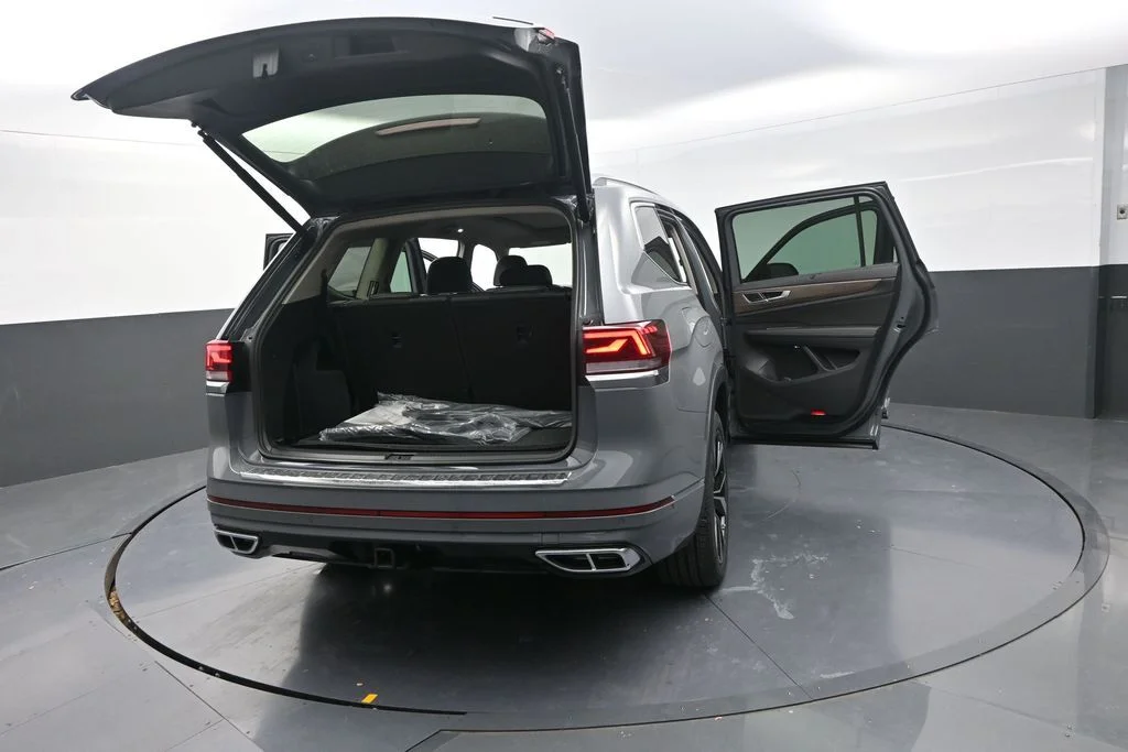 New 2026  Volkswagen 2.0T SEL Premium R-Line image 34