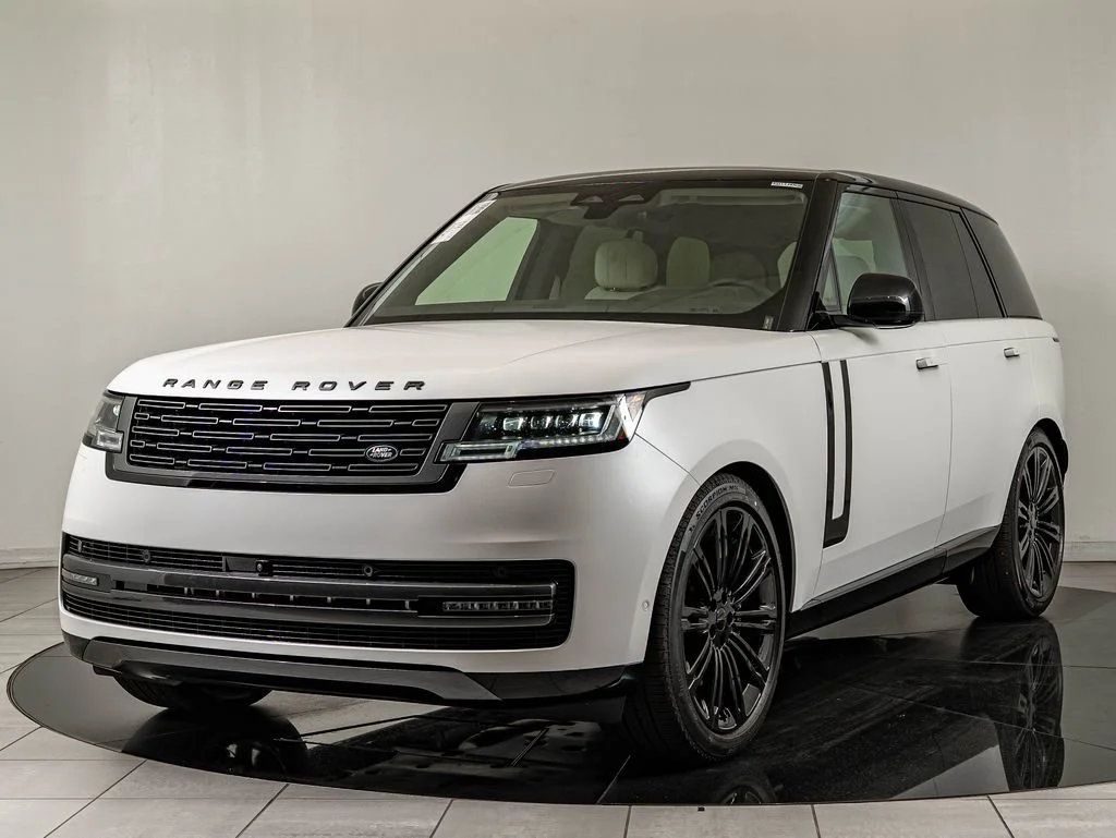 2026 Land Rover Range Rover 4.4 SE SWB's photo
