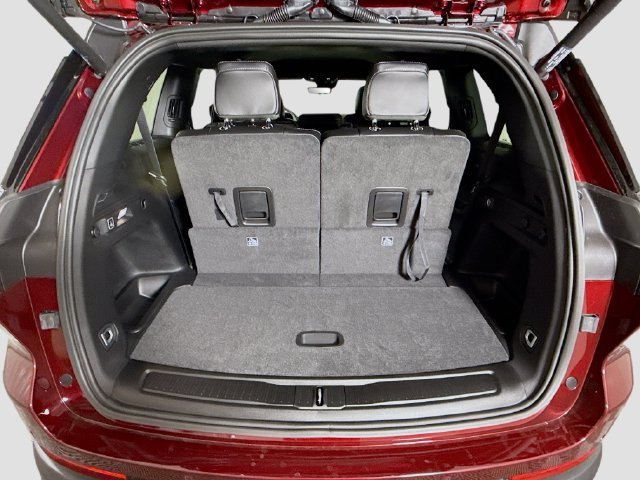 New 2026 Velvet Red Pearl-Coat Exterior Paint Jeep Altitude image 25