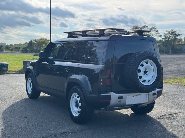 New 2024 Santorini Black Land Rover S image 3