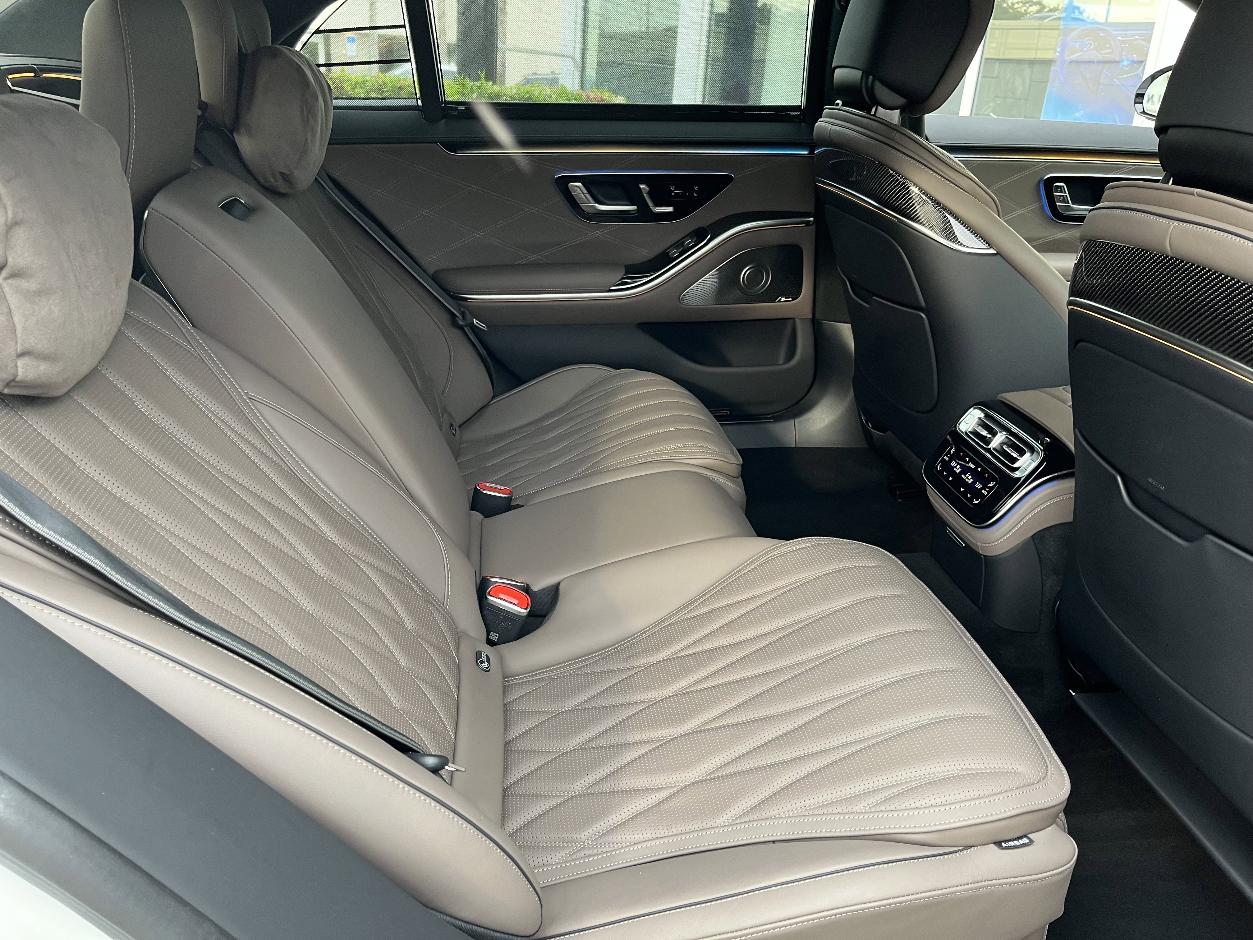2026 Mercedes-Benz S-Class AMG S 63 - Photo 63