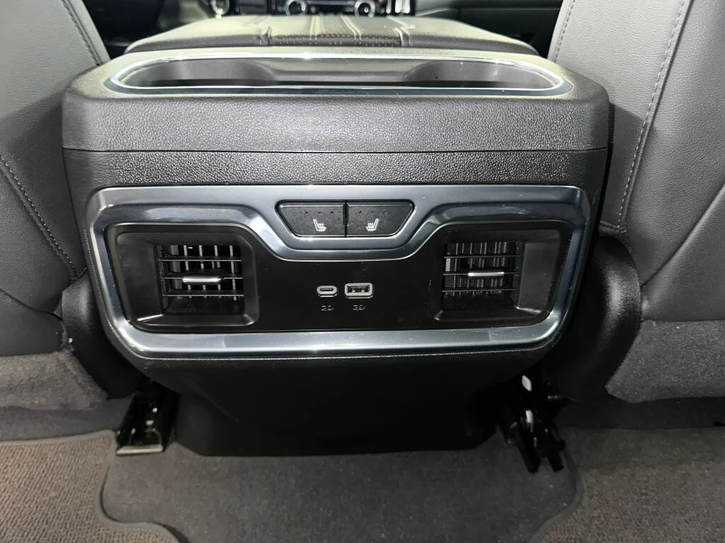 2024 Chevrolet Silverado 1500 High Country - Photo 23