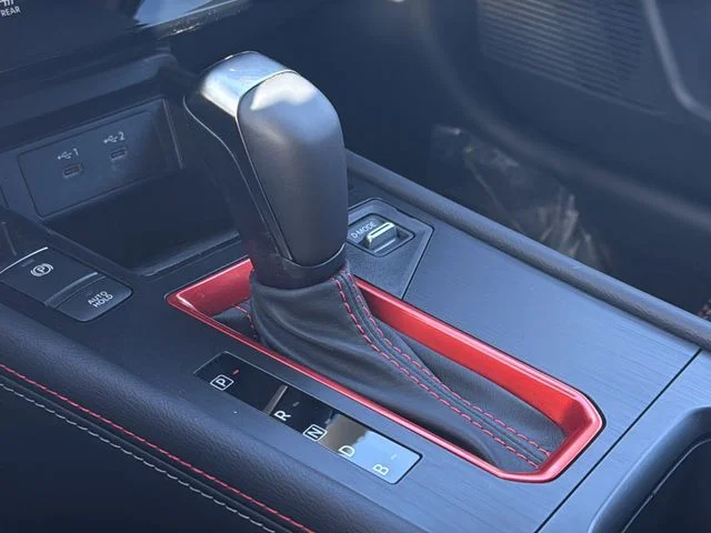 New 2026 Gun Metallic / Scarlet Ember Tintcoat Two-tone Nissan SR image 24