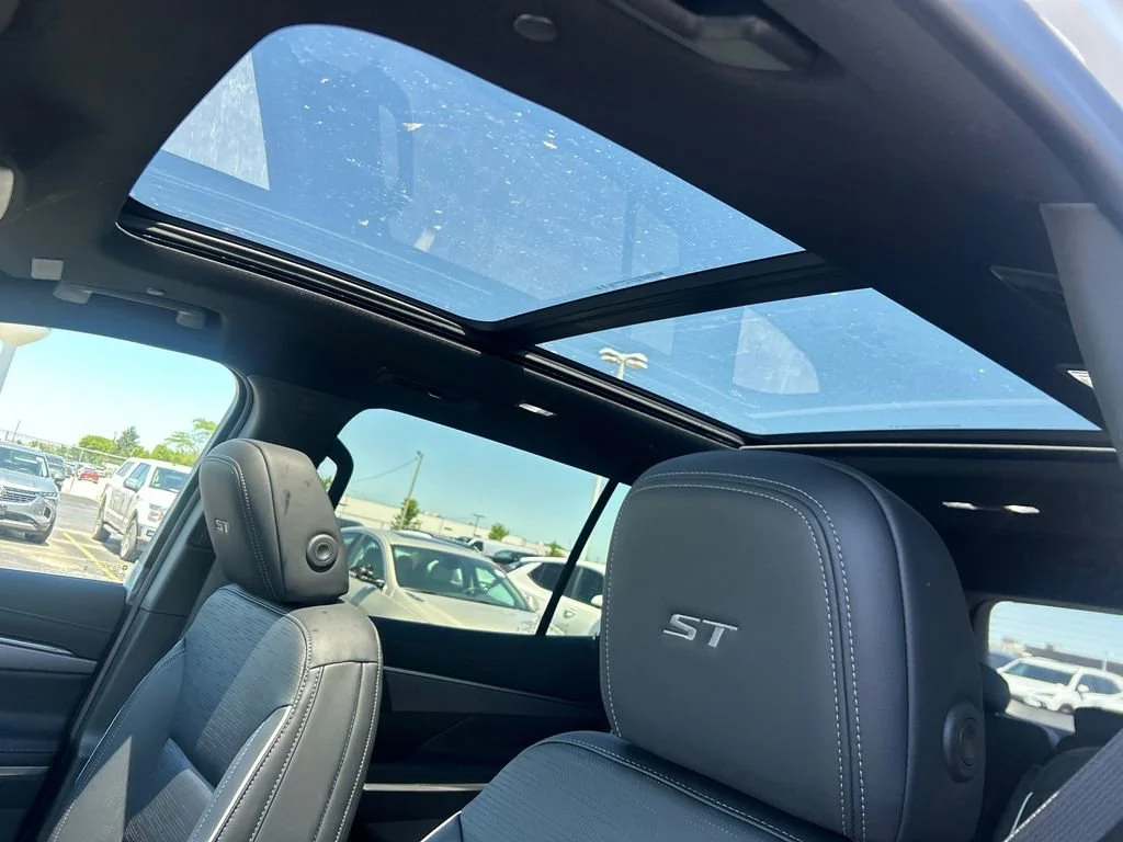 New 2026 Summit White Buick Sport Touring image 29
