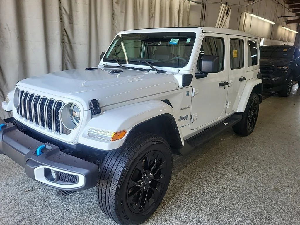Used 2024 White Jeep Sahara 4xe image 18