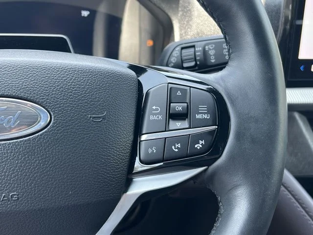 Used 2025 White Ford Platinum image 21