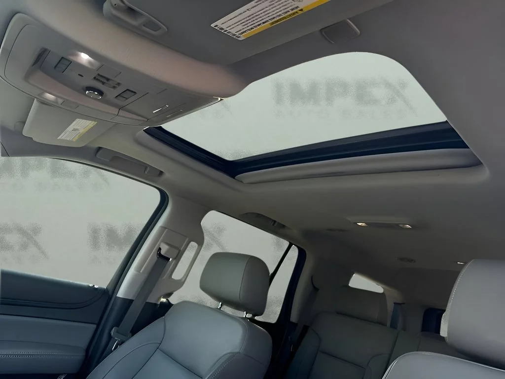 Used 2018 SILVER ICE METALLIC Chevrolet LT image 13