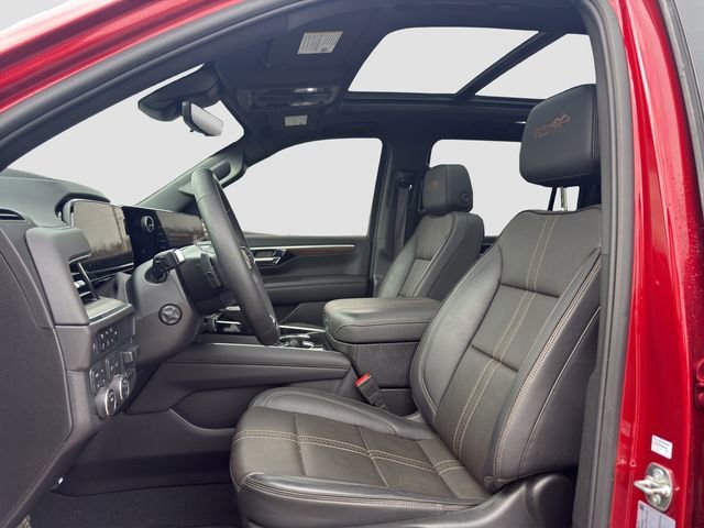 2025 Chevrolet Suburban High Country - Photo 9