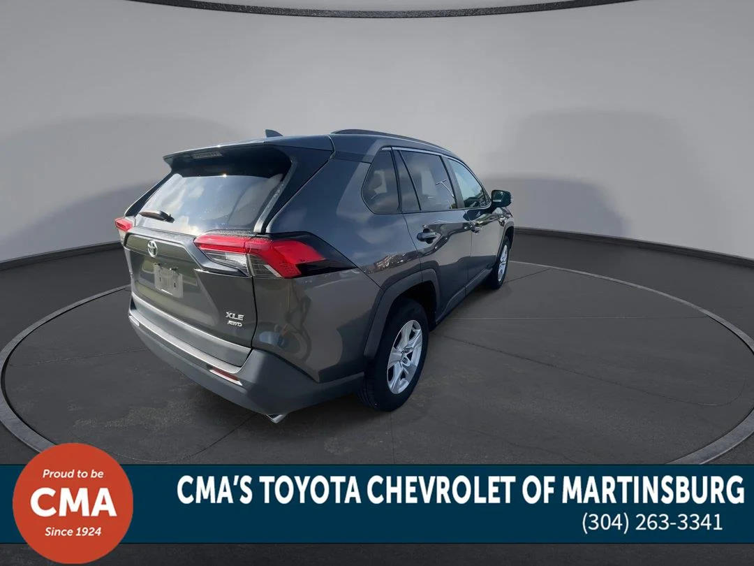 Used 2021 Magnetic Gray Metallic Toyota XLE image 8