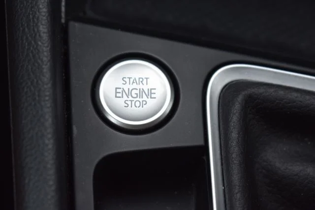 Used 2024 Black Volkswagen 1.5T SE image 29