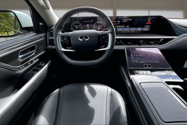 Used 2026 White INFINITI PURE image 5