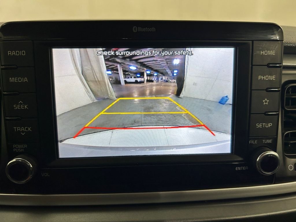 Used 2019 Silver Kia S image 26