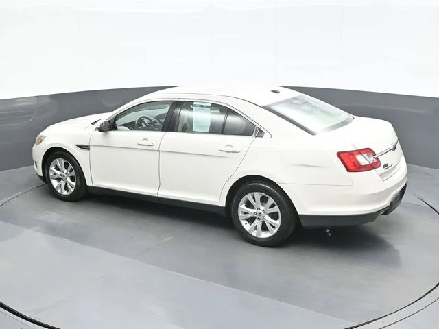 Used 2010  Ford SEL image 11