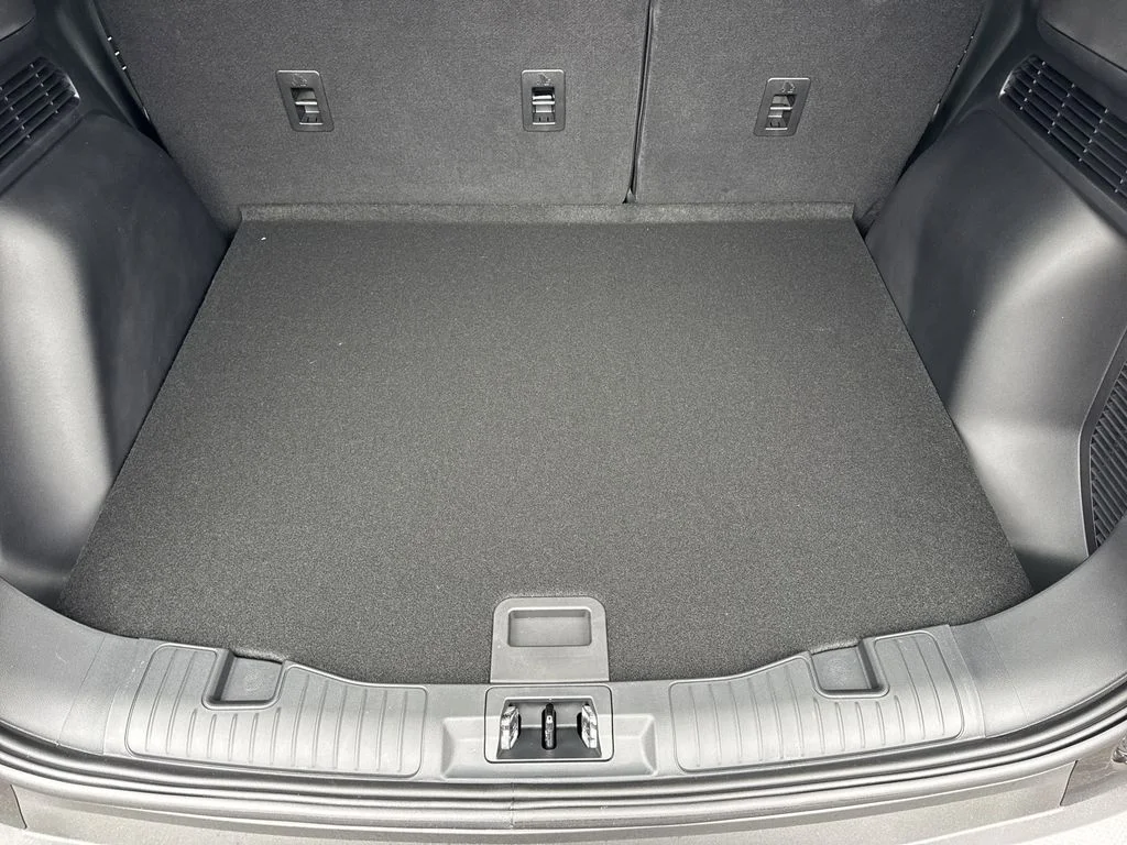New 2026 Black Ford Active image 18