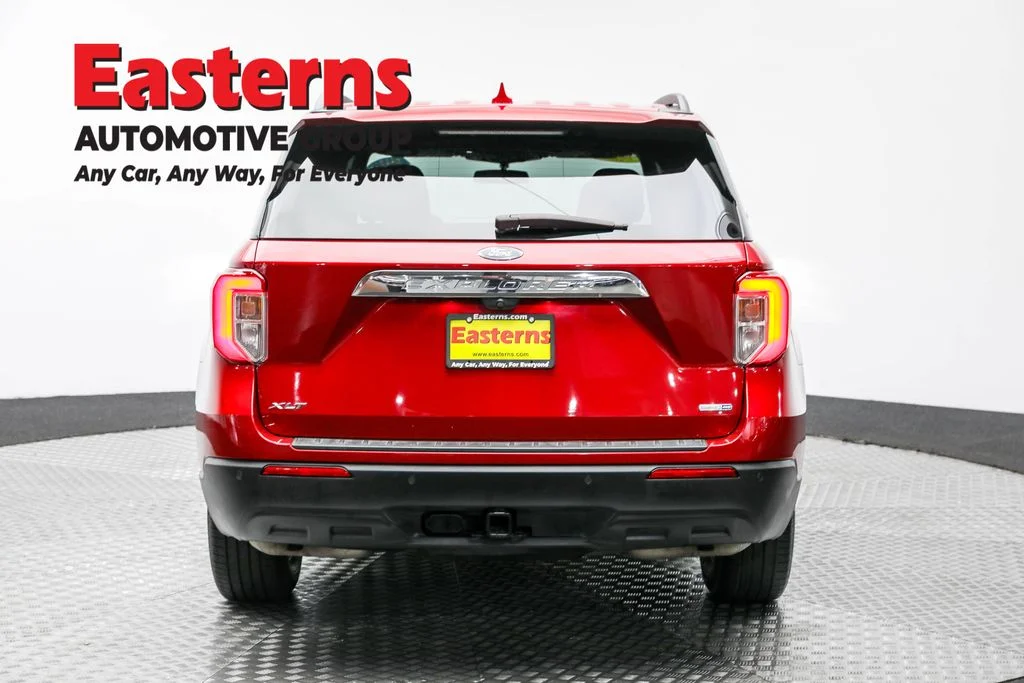 Used 2020 Red Ford XLT image 6