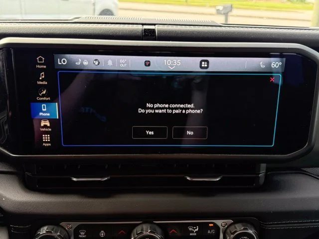 Used 2025  Jeep Mojave image 17