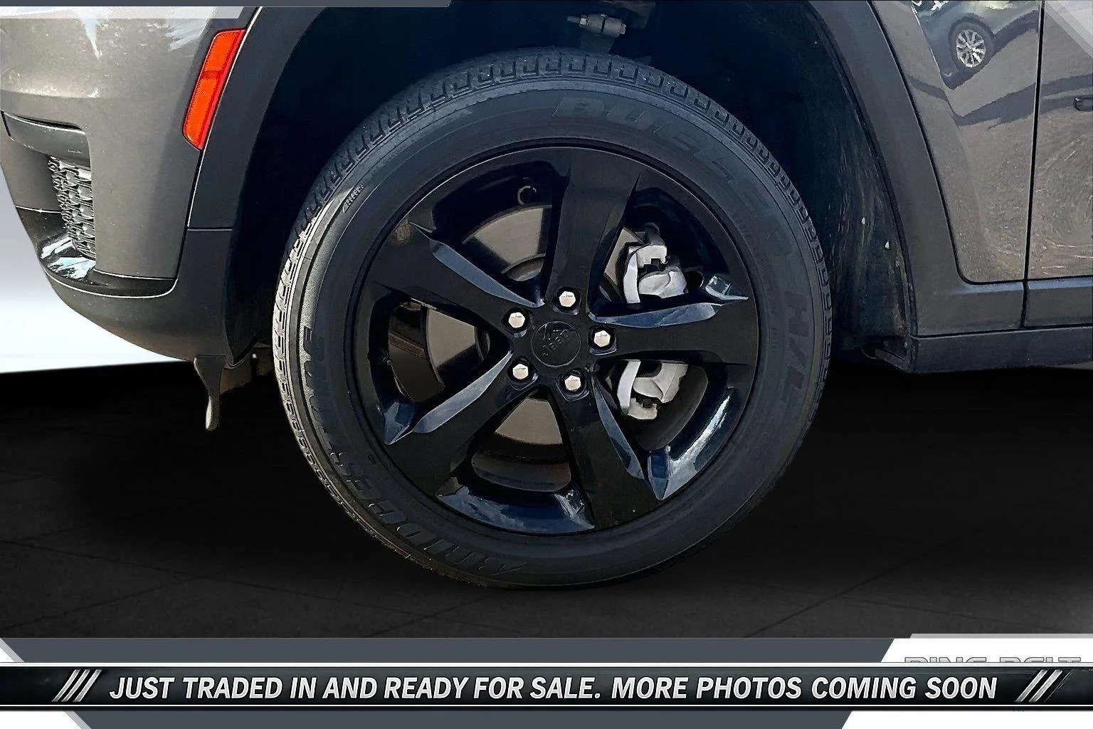 Used 2024 Baltic Gray Metallic Clearcoat Jeep Altitude X image 7
