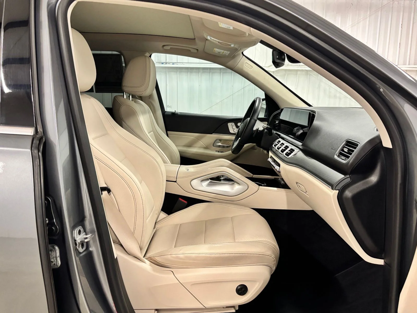 Used 2022  Mercedes-Benz GLE 350 image 21