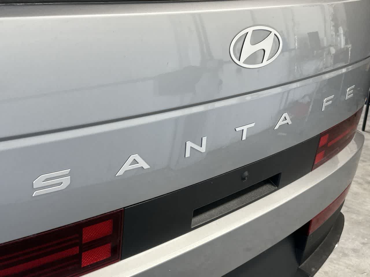New 2026 Shimmering Silver Hyundai SE FWD image 10