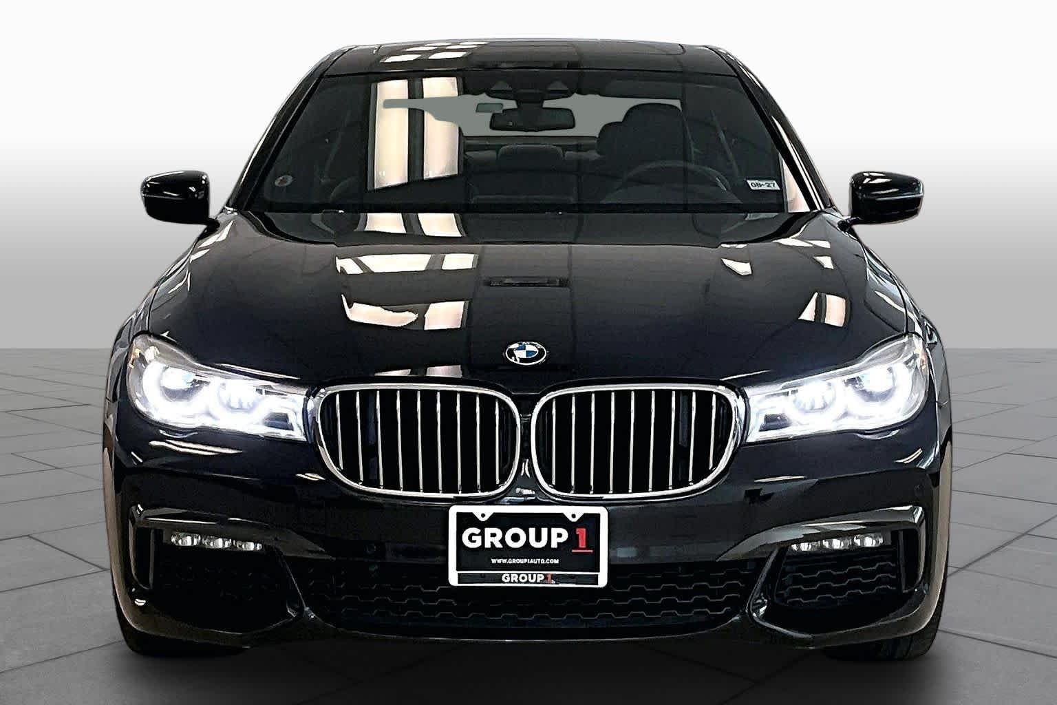 Pre-Owned 2019 BMW 750i 750i