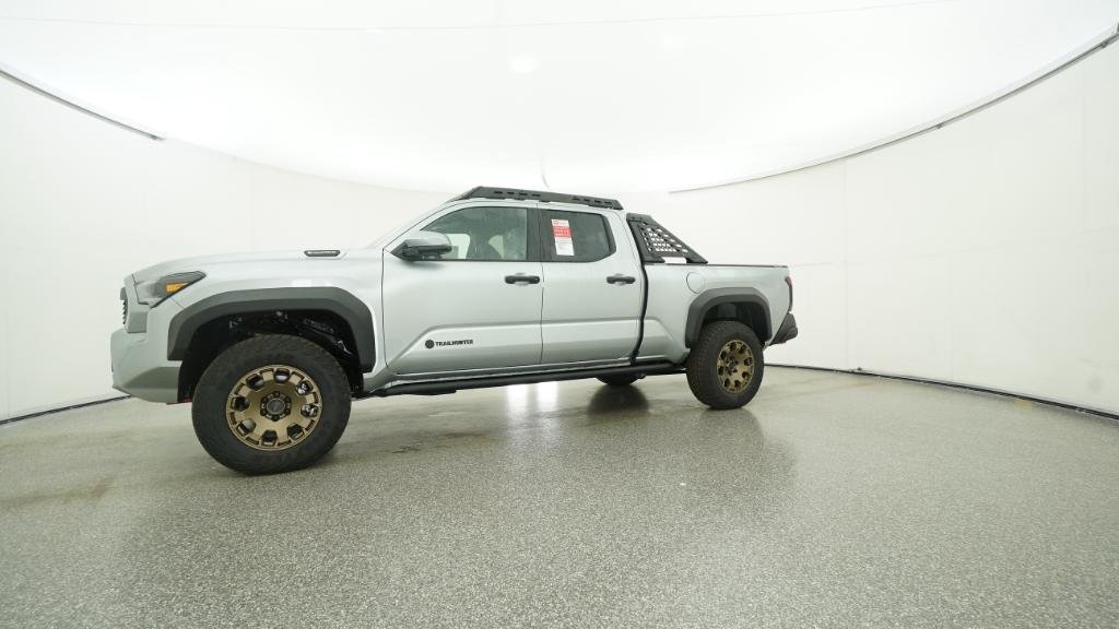 New 2025 Celestial Silver M Toyota Trailhunter image 68