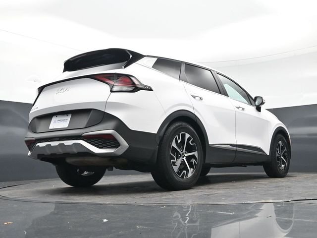 Used 2023 White Pearl Kia EX image 29
