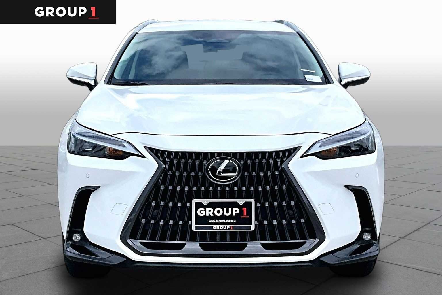 Used 2026 Ultra White Lexus  image 4