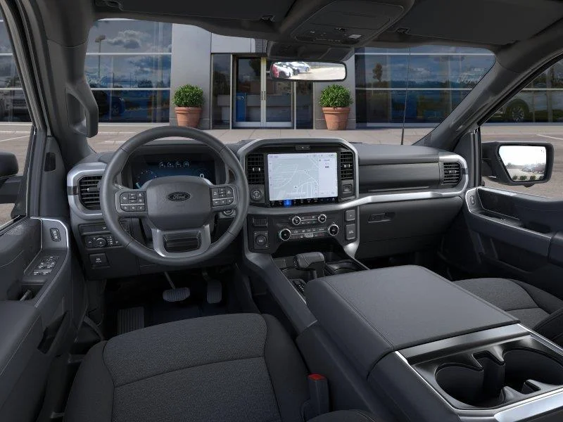 New 2026 Oxford White Ford XLT image 9