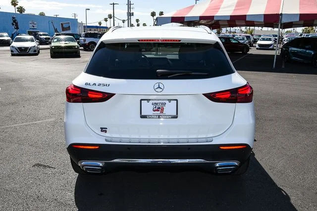 Used 2025 White Mercedes-Benz GLA 250 image 4