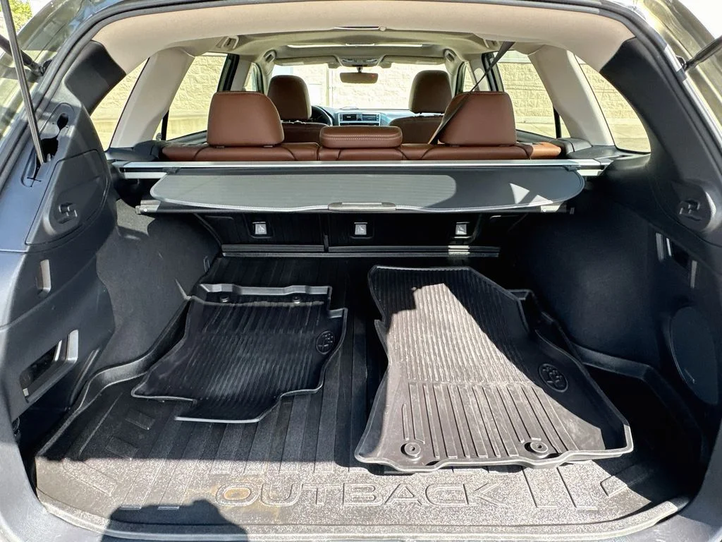 Used 2019 Green Subaru 2.5i image 32