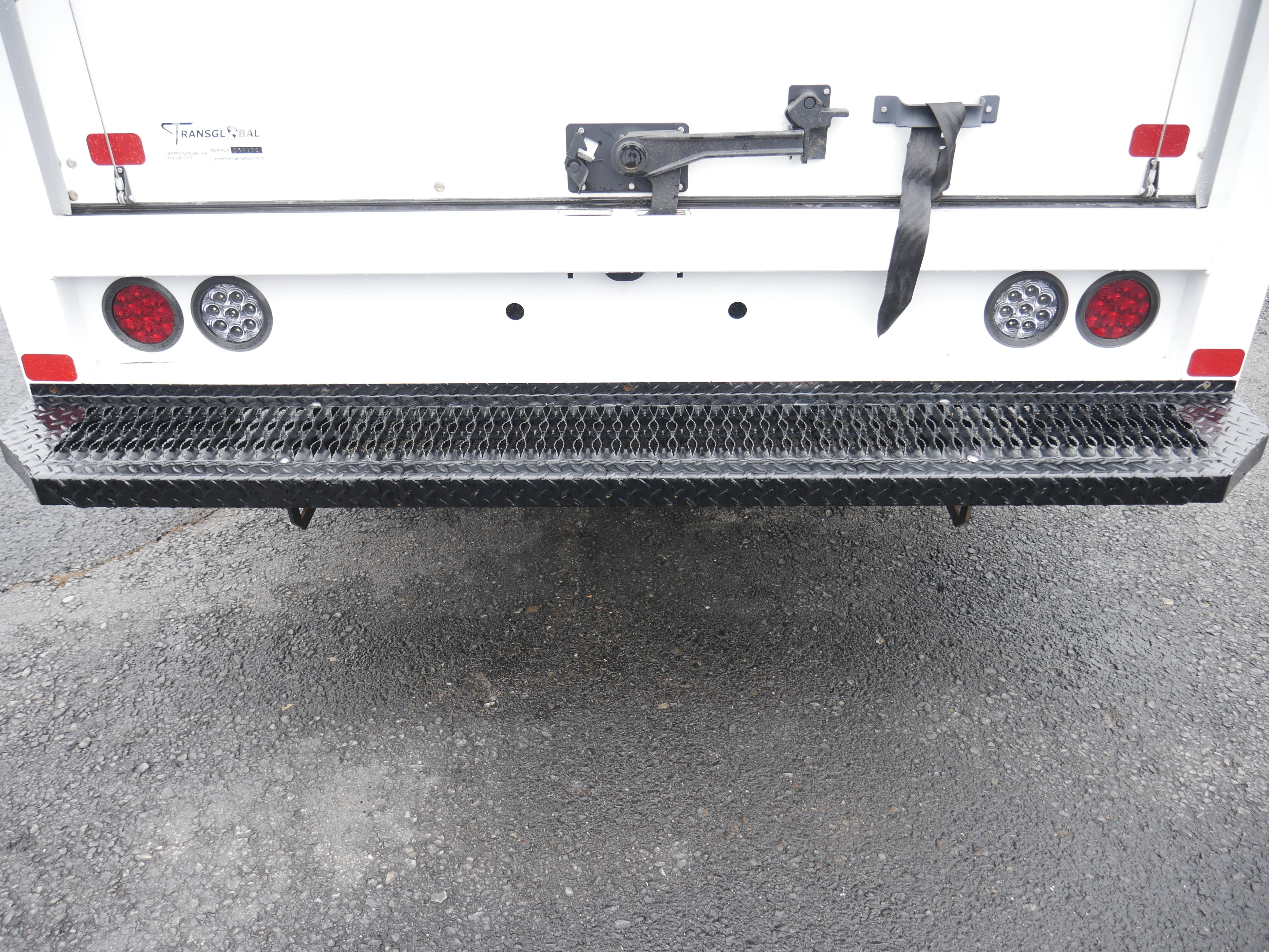 New 2025 Summit White Chevrolet 1WT image 15