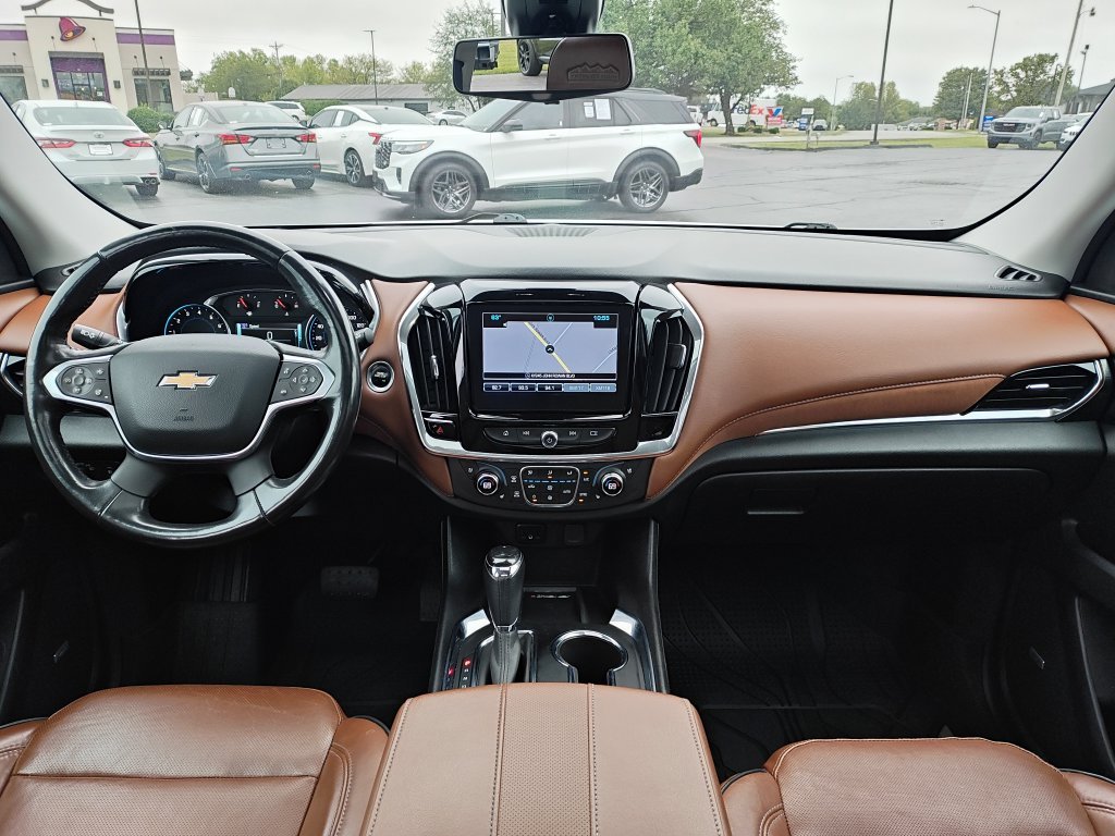 Used 2019 White Chevrolet High Country image 15