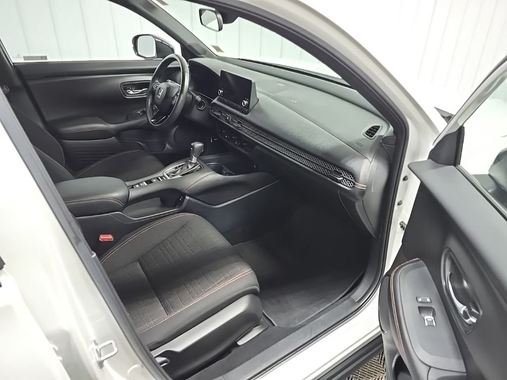 Used 2024 White Honda Sport image 15