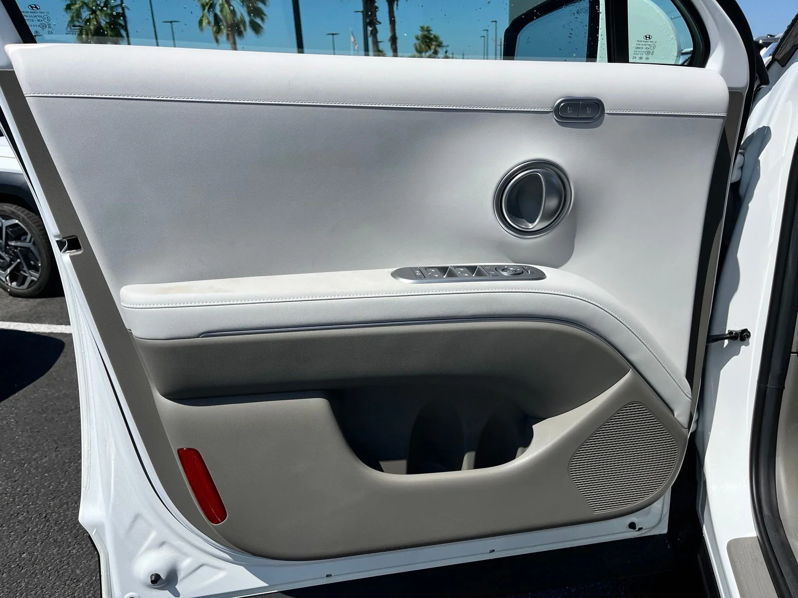 New 2026 White Hyundai Blue SEL Premium image 15