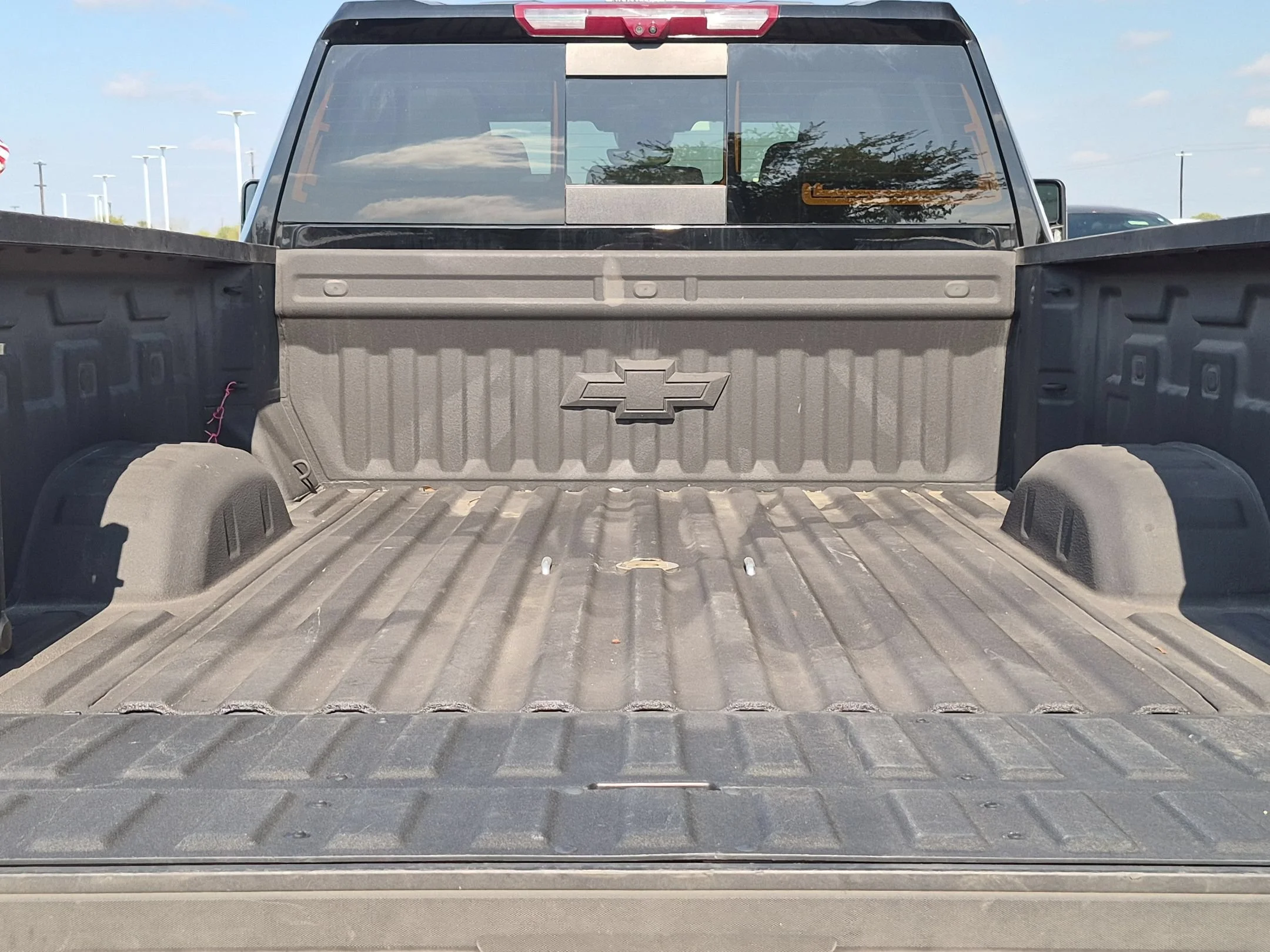 Used 2025 Black Chevrolet High Country image 23