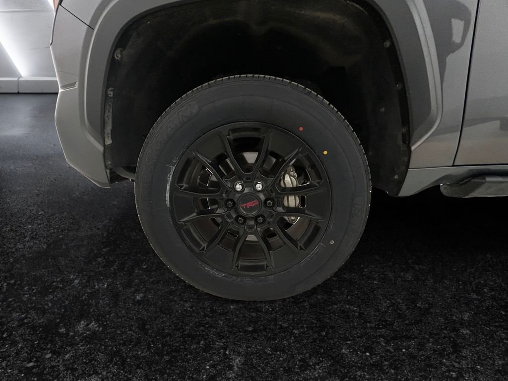 Used 2022 Gray Toyota SR5 image 27
