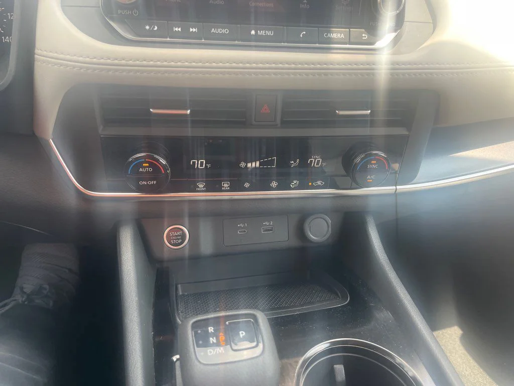 Used 2023 White Nissan SV image 22