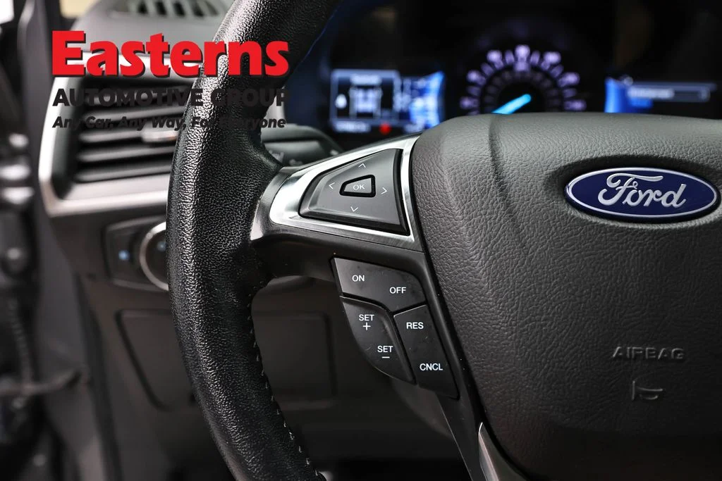 Used 2023 Gray Ford SEL image 15