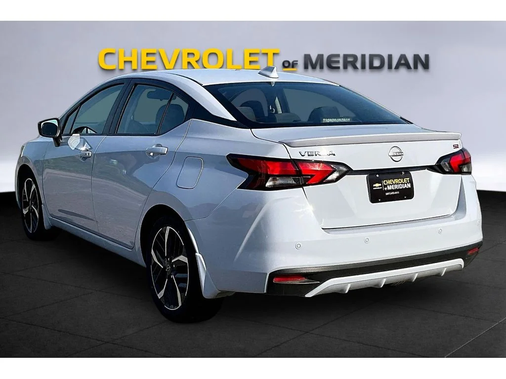 Used 2024 Gray Nissan SR image 2
