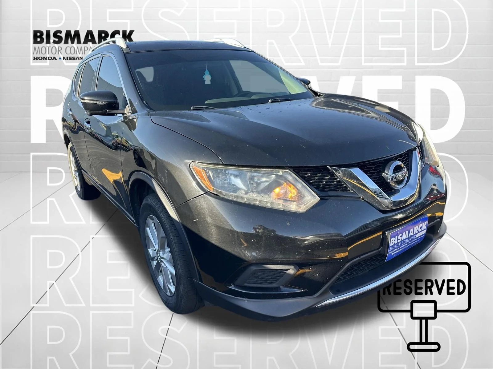 Used 2016 Black Nissan SV image 2