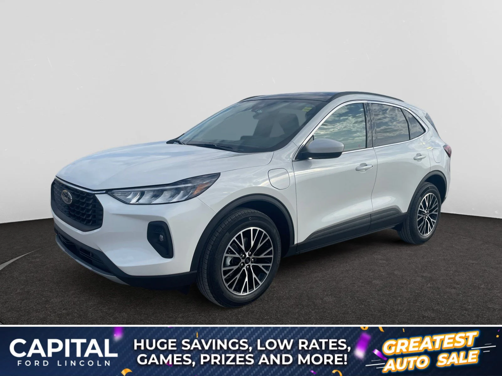 New 2025 Star White Metallic Tri-Coat Ford PHEV image 1