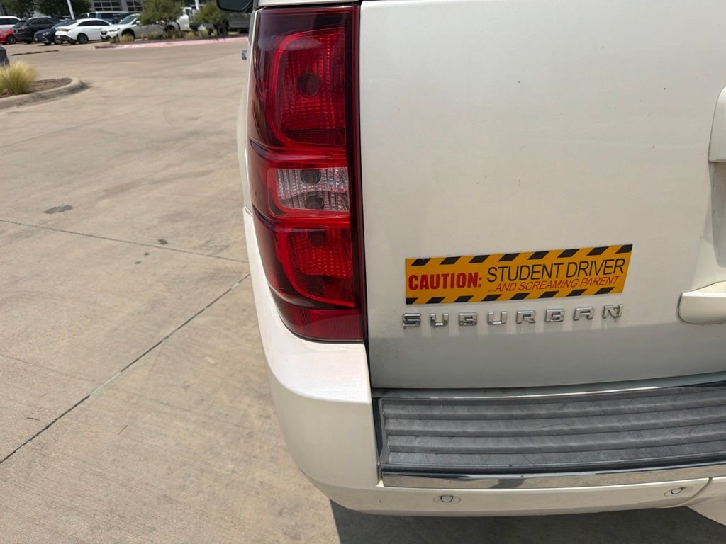 Used 2010 White Chevrolet LTZ image 11