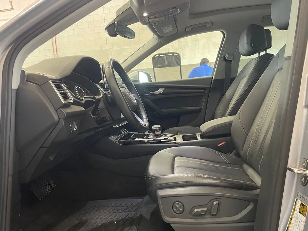 Used 2022 Silver Audi 40 Premium image 10