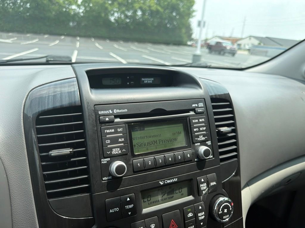 Used 2014 Gray Kia EX image 30