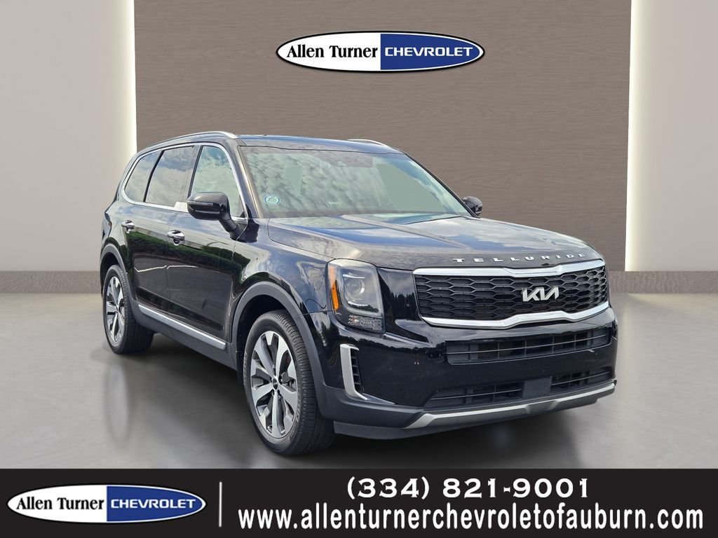 Used 2022 Black Kia S image 1