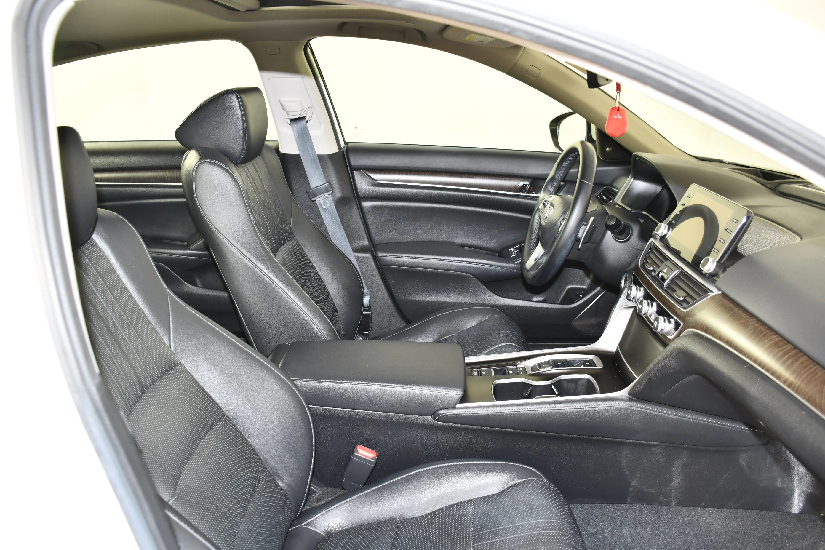 Used 2021 Platinum White Pearl Honda Touring image 34