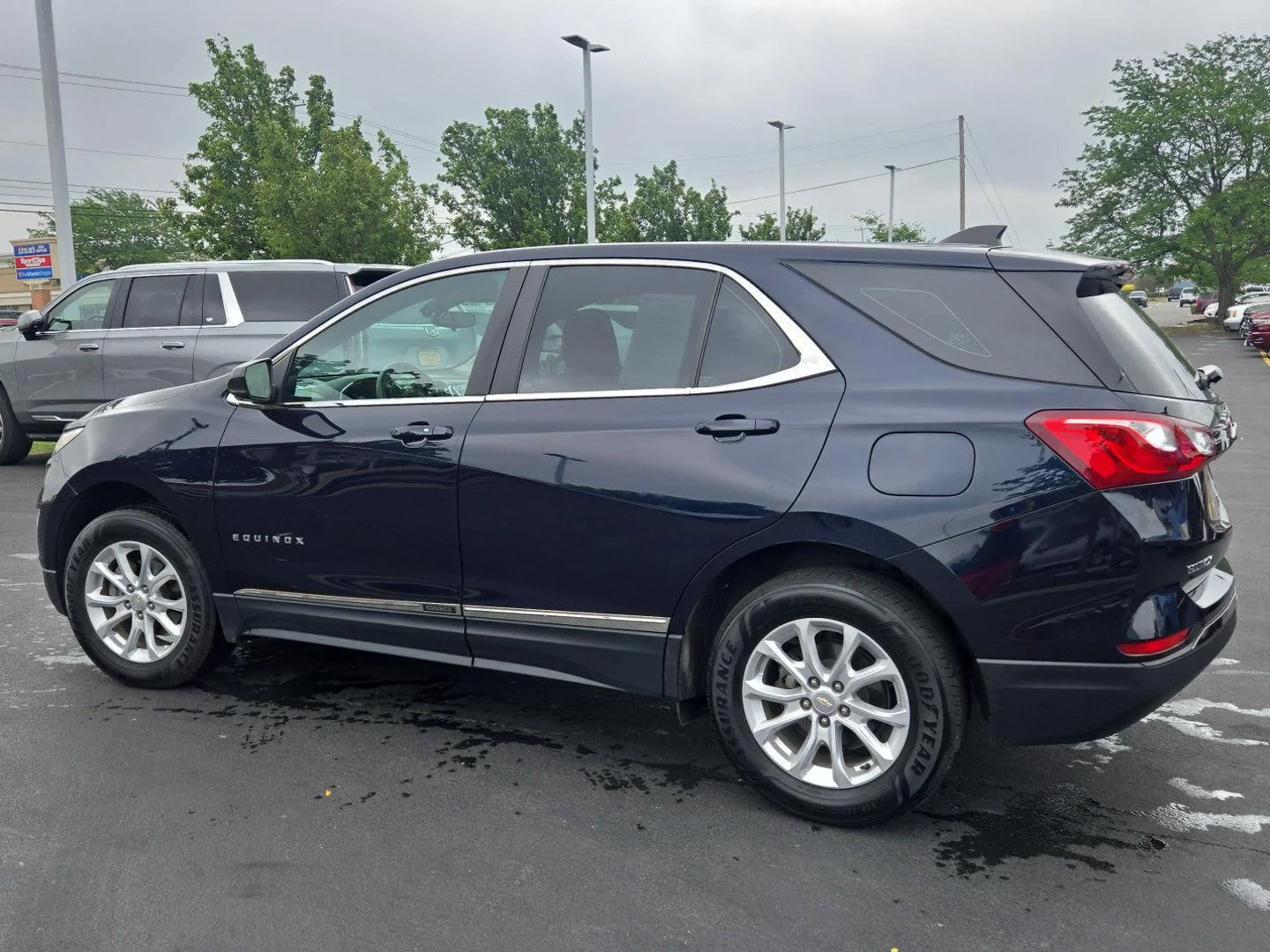 Used 2020 Midnight Blue Metallic Chevrolet LS image 4