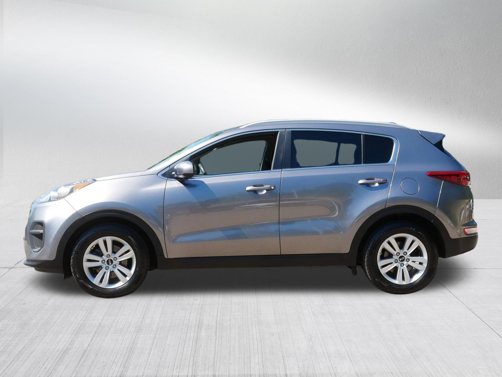 Used 2017 Mineral Silver Kia LX image 4