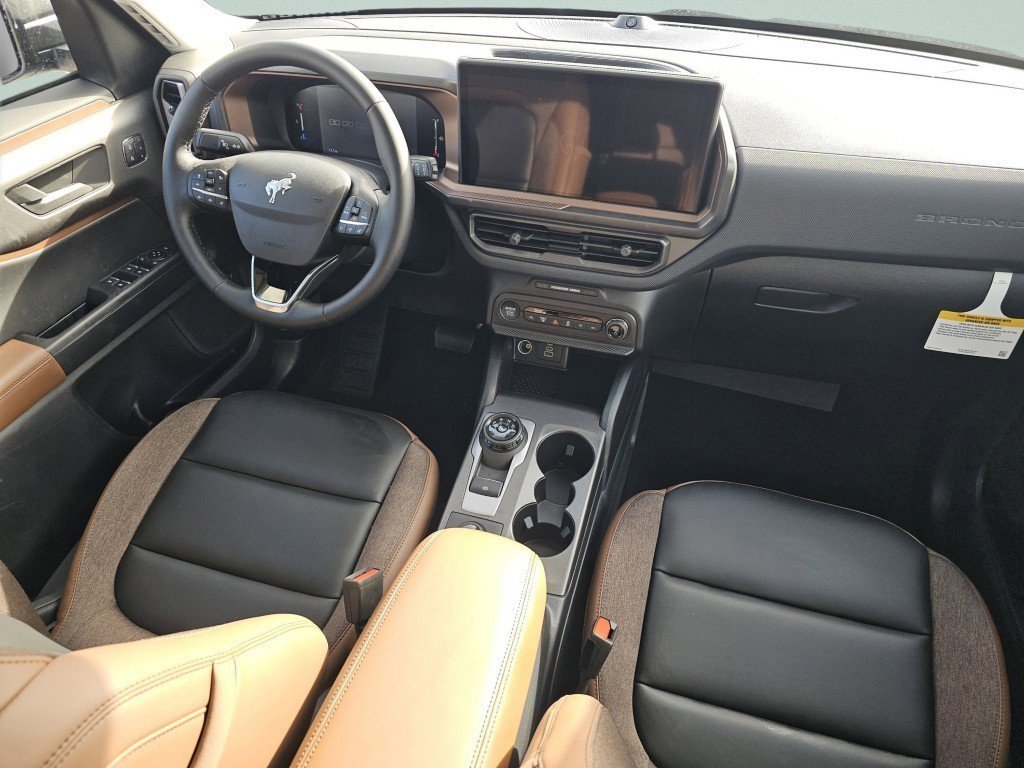 New 2026 Space White Metallic Ford Outer Banks image 28