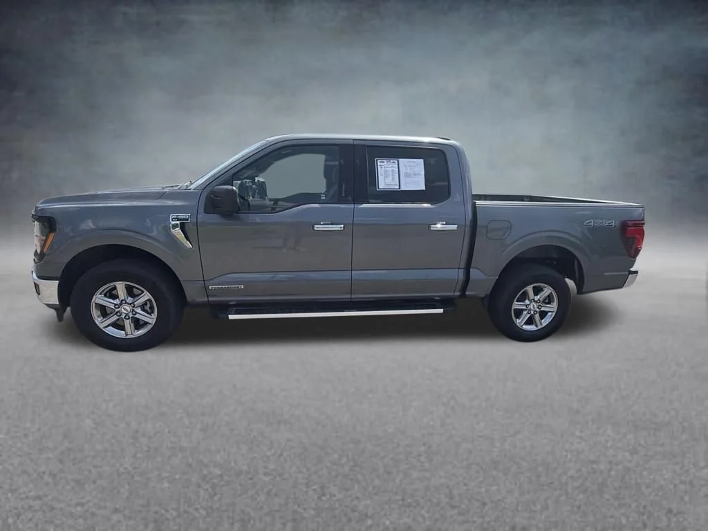 Used 2024 Gray Ford XLT image 2